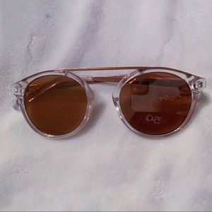 Round sunglasses